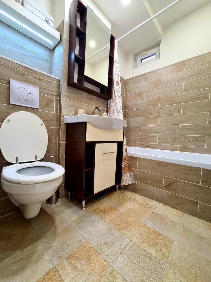 Best Apartment Central Hunedoara Exterior photo